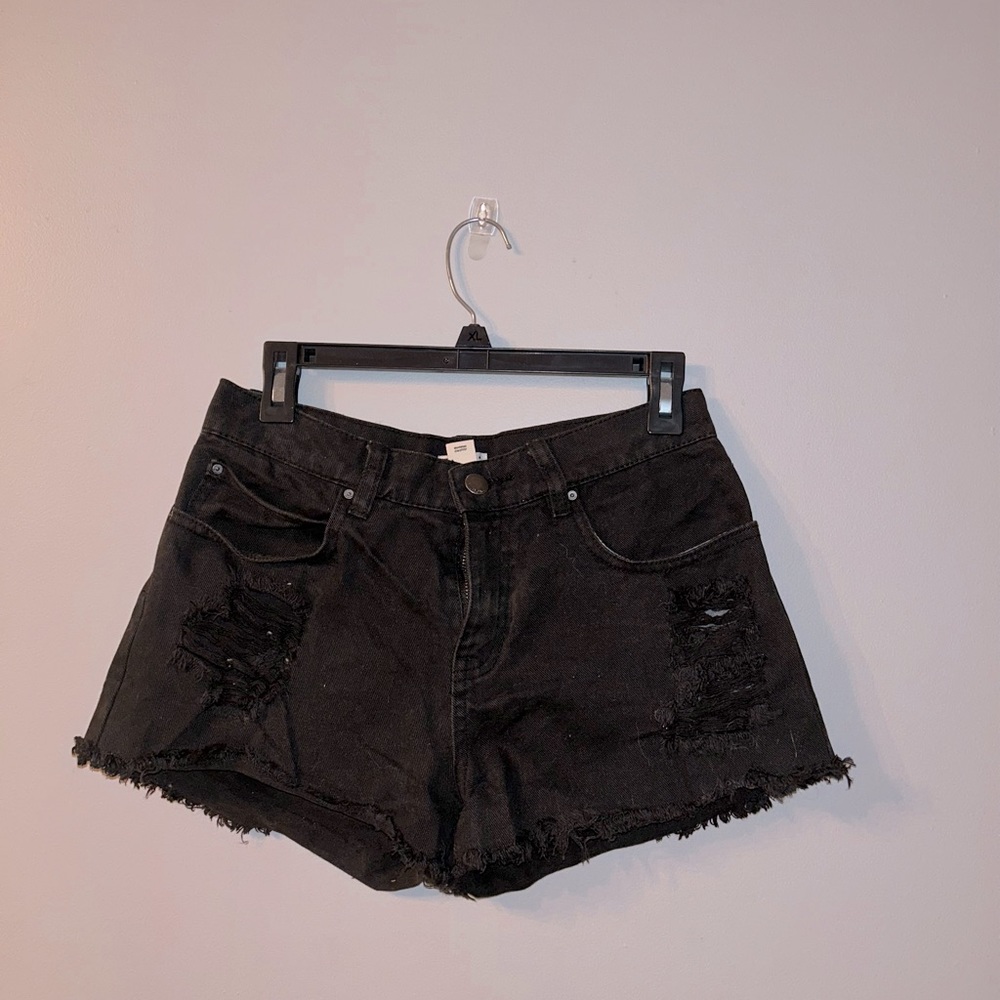 Billabong size 27 black shorts